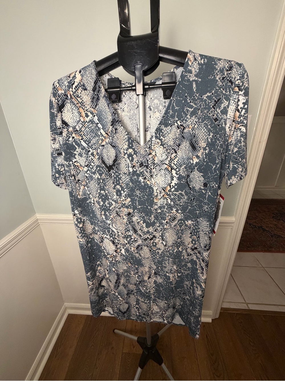 NWT Christian Siriano Slate Blue Snake-Print V-Neck Midi Dress